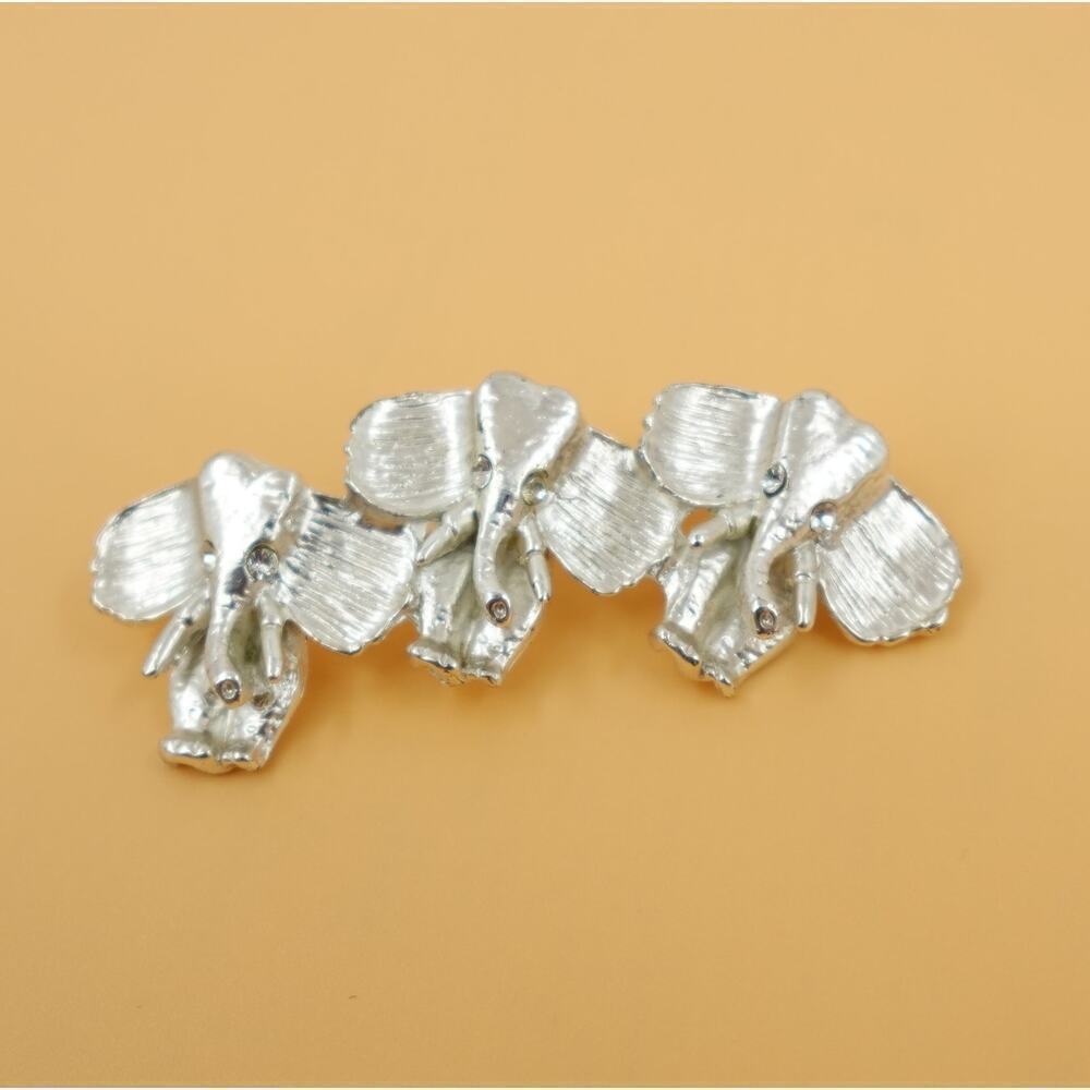 Elephant Brooch Silver-Tone Rhinestone Eye Novelty Pin